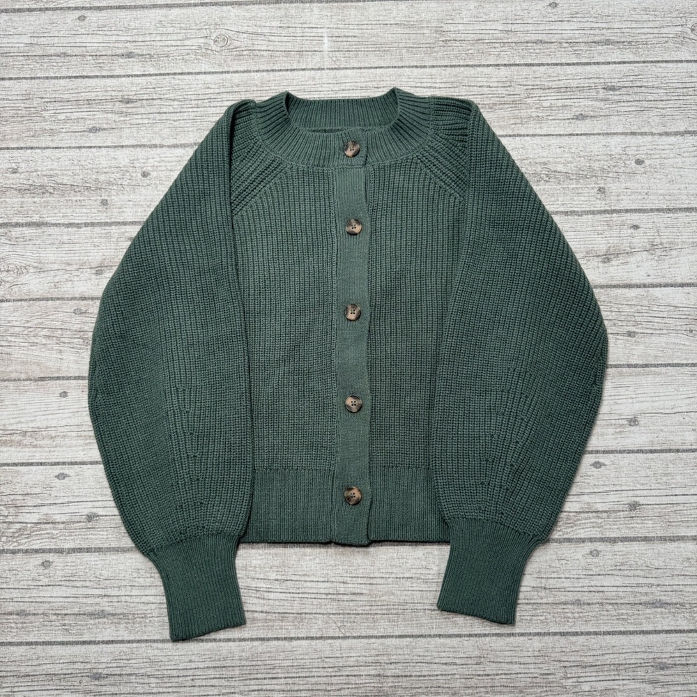 Banana Republic Sweater Women's Medium Green Classic Fit Ribbed Knit Cardigan